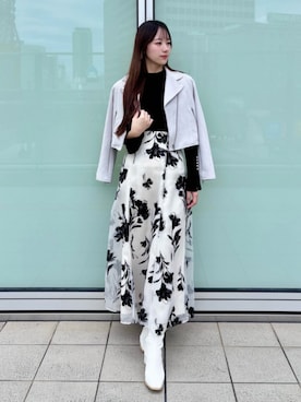 「アイテム（ライダースジャケット）」を使った、髙橋友美さん（レディース・165cm）の秋コーディネート