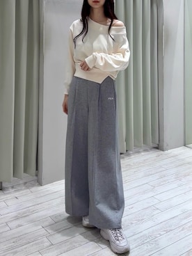 「FILA（フィラ）のアイテム」を使った、髙橋友美さん（レディース・165cm）の春コーディネート