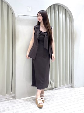 「MERCURYDUO（マーキュリーデュオ）のクリアベルトウェッジサンダル（サンダル、ホワイト系）」を使った、Tomomiさん（レディース・165cm）の夏コーディネート
