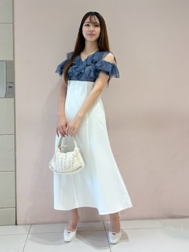 「MERCURYDUO（マーキュリーデュオ）のアイテム」を使った、髙橋友美さん（レディース・165cm）の夏コーディネート
