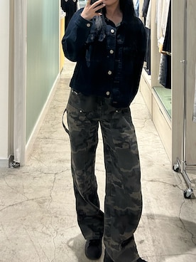 「GU（ジーユー）のアイテム（デニムジャケット、ブルー系）」を使った、マミさん（レディース・163cm）の春コーディネート