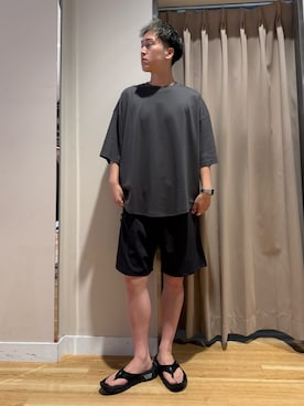 「ITEMS URBANRESEARCH（アイテムズ アーバンリサーチ）のワイドフィットショートスリーブポンチTシャツ（Tシャツ/カットソー、グレー系）」を使った、Wataruさん（メンズ・180cm）の夏コーディネート