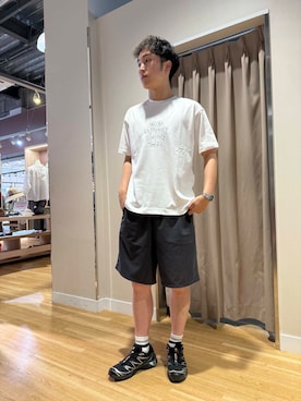 「ITEMS URBANRESEARCH（アイテムズ アーバンリサーチ）のアイテム（Tシャツ/カットソー）」を使った、W A T A R Uさん（メンズ・181cm）の夏コーディネート