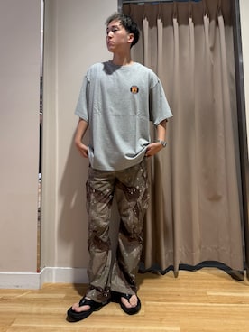 「URBAN RESEARCH（アーバンリサーチ）の阪神タイガース×亀井雅文×UR　Tシャツ（Tシャツ/カットソー、グレー系）」を使った、Wataruさん（メンズ・180cm）の夏コーディネート