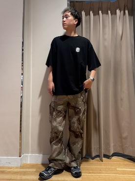 「URBAN RESEARCH（アーバンリサーチ）の阪神タイガース×亀井雅文×UR　Tシャツ（Tシャツ/カットソー、ブラック系）」を使った、Wataruさん（メンズ・180cm）の夏コーディネート