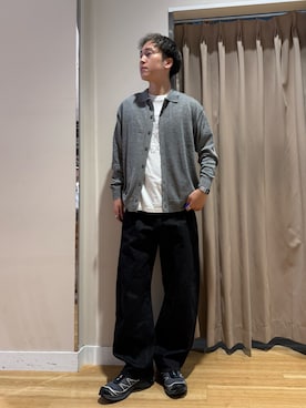 「URBAN RESEARCH DOORS（アーバンリサーチドアーズ）の『洗濯可/UVカット』『URTECH』Aircare ロングスリーブシャツカーディガン（カーディガン/ボレロ、グレー系）」を使った、Wataruさん（メンズ・180cm）の秋コーディネート