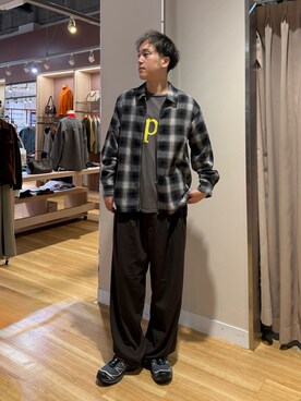 「ITEMS URBANRESEARCH（アイテムズ アーバンリサーチ）のOmbre Plaid zip up ブルゾン（ブルゾン、ブラック系）」を使った、Wataruさん（メンズ・180cm）の秋コーディネート