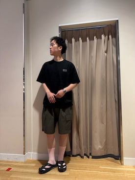 「ITEMS URBANRESEARCH（アイテムズ アーバンリサーチ）のアイテム（Tシャツ/カットソー）」を使った、Wataruさん（メンズ・180cm）の夏コーディネート