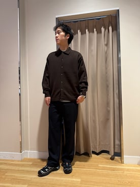 「URBAN RESEARCH DOORS（アーバンリサーチドアーズ）の『XLサイズ/WEB限定/仁村紗和さん着用』『UR TECH 200日ニット』シャツ カーディガン（カーディガン/ボレロ）」を使った、Wataruさん（メンズ・181cm）の秋コーディネート