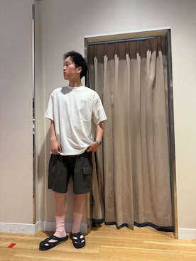 「ITEMS URBANRESEARCH（アイテムズ アーバンリサーチ）のアイテム（Tシャツ/カットソー）」を使った、Wataruさん（メンズ・180cm）の夏コーディネート