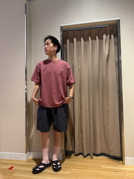 「ITEMS URBANRESEARCH（アイテムズ アーバンリサーチ）のアイテム（Tシャツ/カットソー）」を使った、Wataruさん（メンズ・180cm）の夏コーディネート