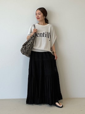 「Aletta vita（アレッタビータ）の刺繍レースティアードロングスカート（スカート、ブラック系）」を使った、【公式】ファニーカンパニーさん（レディース・161cm）の夏コーディネート