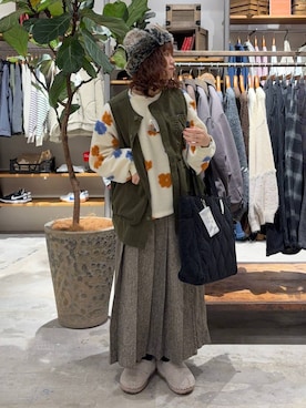 「niko and ...」｜「アイテム（キャップ）」を使った、まおぴさん（レディース・164cm）の秋コーディネート