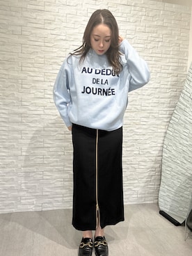 「ロゴニット」｜「アイテム（スカート）」を使った、moeさん（レディース・157cm）の冬コーディネート