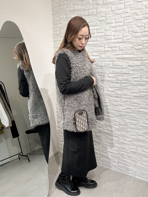 ロングセラー】フェイクファーベスト（ベスト）｜abahouse mavie