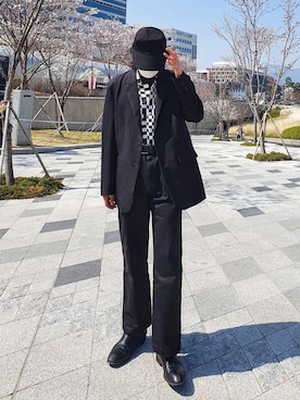 「FEKETE（フェケテ）のアイテム（ジャケット/アウター）」を使った、handscleanboyさん（メンズ・178cm）の春コーディネート