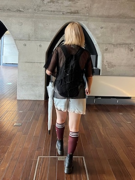 「ALAND（エーランド）の【UNISEX】ALAND／ポケッタブルリュック（バックパック/リュック、ブラック系）」を使った、SEINAさん（レディース・168cm）の秋コーディネート