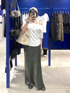 「3.3 Field Trip （3.3フィールドトリップ）のアイテム」を使った、SEINAさん（レディース・168cm）の春コーディネート