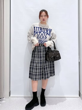 「FOREVER 21（フォーエバー トゥエンティーワン）のアイテム（ニット/セーター）」を使った、SEINAさん（レディース・168cm）の秋コーディネート