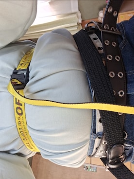 「off white（オフホワイト）のアイテム」を使った、koshien105thさん（メンズ・177cm）の冬コーディネート