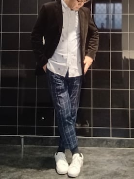 「H&M（エイチ・アンド・エム）のアイテム（スラックス）」を使った、たま たまさん（メンズ・180cm）の秋コーディネート