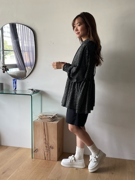 「チュニック」｜「アイテム（スリッポン）」を使った、靴屋の人さん（レディース・158cm）の冬コーディネート