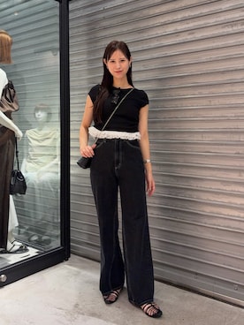 「CAPRICIEUX LE'MAGE（カプリシューレマージュ）の【前後2way】裾レースミニ袖T（Tシャツ/カットソー、ブラック系）」を使った、dennn_lemageさん（レディース・163cm）の夏コーディネート