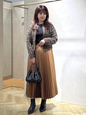 「ROPE'（ロペ）のアイテム（スカート）」を使った、yayoiさん（レディース・160cm）の秋コーディネート