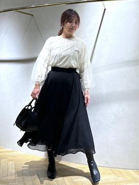 「オフホワイト」｜「アイテム（ブーツ）」を使った、yayoiさん（レディース・160cm）の秋コーディネート