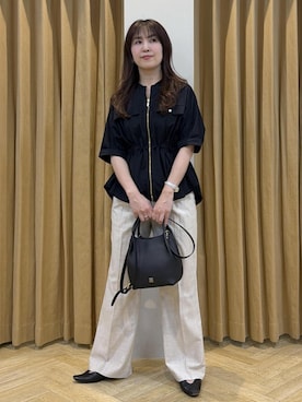 「ROPE'（ロペ）のリネンライクセミフレアパンツ/イージーケア・セットアップ対応（その他パンツ、ベージュ系）」を使った、yayoiさん（レディース・160cm）の春コーディネート