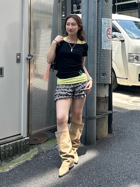 「WHO'S WHO gallery（フーズフーギャラリー）の【SLOPPY 】バックオープンギャザーTEE（Tシャツ/カットソー、ホワイト系）」を使った、171miyuさん（レディース・153cm）の夏コーディネート