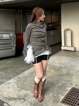 「WHO'S WHO gallery（フーズフーギャラリー）のレースガーターキャミ（キャミソール、ピンク系）」を使った、171miyuさん（レディース・153cm）の秋コーディネート