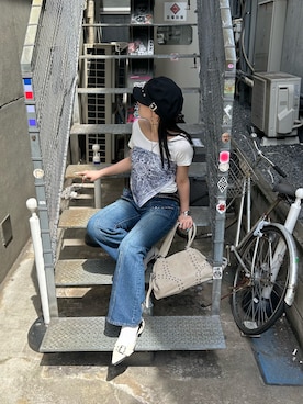 「WHO'S WHO gallery（フーズフーギャラリー）のアイテム（デニムパンツ、ブルー系）」を使った、171miyuさん（レディース・153cm）の春コーディネート
