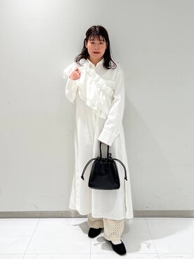 「アイテム（ヘアアクセサリー、ブラック系）」を使った、まゆゆさん（レディース・159cm）の冬コーディネート