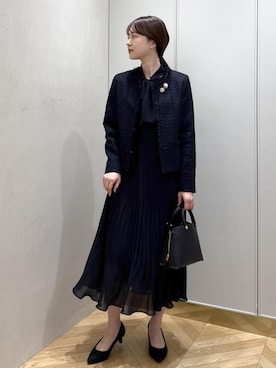 「アイテム（ブローチ/コサージュ）」を使った、rihoさん（レディース・160cm）の秋コーディネート