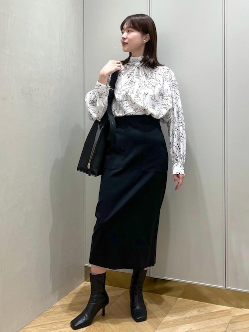 E'POR】Y BAG Shoulder Medium（サイドジップショルダーバッグ