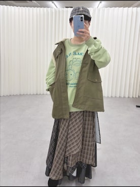 「DOUBLE NAME（ダブルネーム）のボア衿ミリタリーベスト（ベスト、グリーン系）」を使った、kuuさん（レディース・154cm）の秋コーディネート