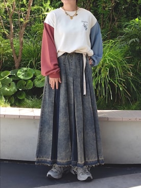 「アイテム（デニムスカート）」を使った、kuuさん（レディース・154cm）の秋コーディネート