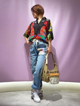 「Desigual（デシグアル）のアイテム（パンツ）」を使った、Desigual 磐田 STAFFさん（レディース・165cm）の春コーディネート