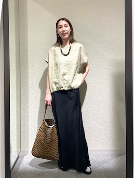 「かぐれ（カグレ）のリネンサークルプルオーバー（シャツ/ブラウス、ベージュ系）」を使った、♢♦︎RINA♦︎♢さん（レディース・164cm）の春コーディネート