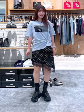 「PAGEBOY（ページボーイ）のモノトーンフォトTシャツ【選べる着丈】（Tシャツ/カットソー、ブルー系）」を使った、keinnna79さん（レディース）の夏コーディネート