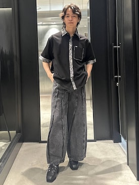 「HARE（ハレ）のハギキリカエデニムパンツ(HARE)（デニムパンツ、ブラック系）」を使った、おざさん（メンズ・172cm）の春コーディネート