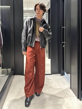 「アイテム（ブルゾン、グレー系）」を使った、おざさん（メンズ・172cm）の秋コーディネート