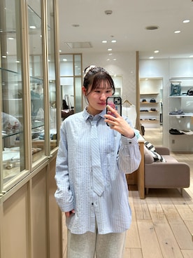 「mystic（ミスティック）のネクタイシャツ（シャツ/ブラウス、ブルー系）」を使った、Takaraさん（レディース・166cm）の春コーディネート