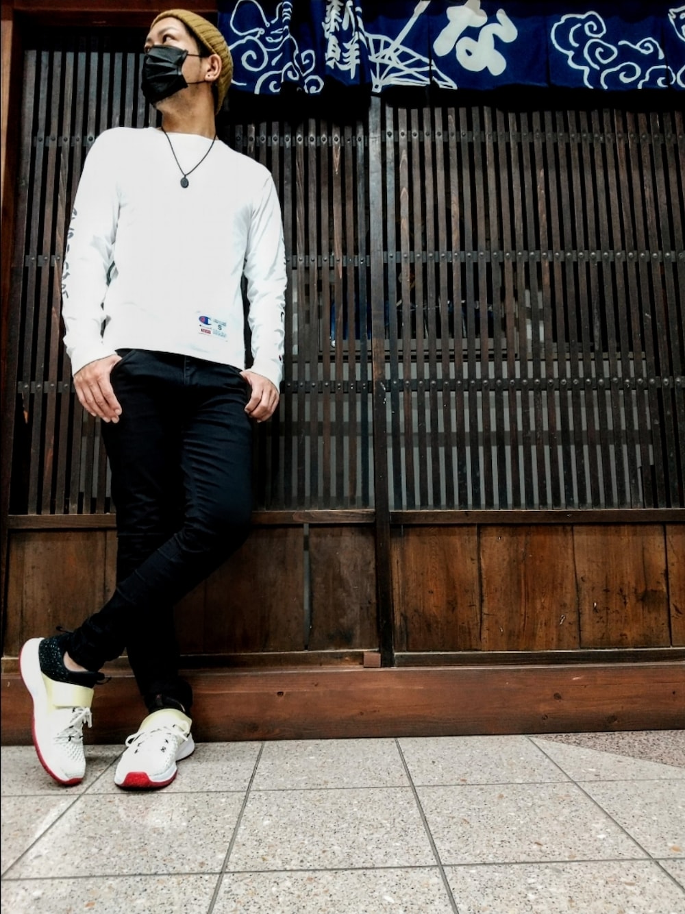 THE NORTH FACEのアイテムを使った「白ロンT」の人気
