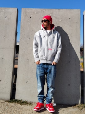 「off white（オフホワイト）のアイテム」を使った、hasshi(ハッシー)さん（メンズ・172cm）の冬コーディネート