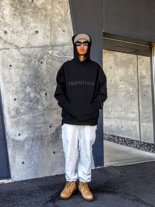 「FOG ESSENTIALS（エフオージーエッセンシャルズ）のFOG ESSENTIALS/エッセンシャルズ FRONT LOGO BOXY PULLOVER HOODIE フロントロゴ プルオーバーパーカー（パーカー）」を使った、hasshi(ハッシー)さん（メンズ・172cm）の冬コーディネート