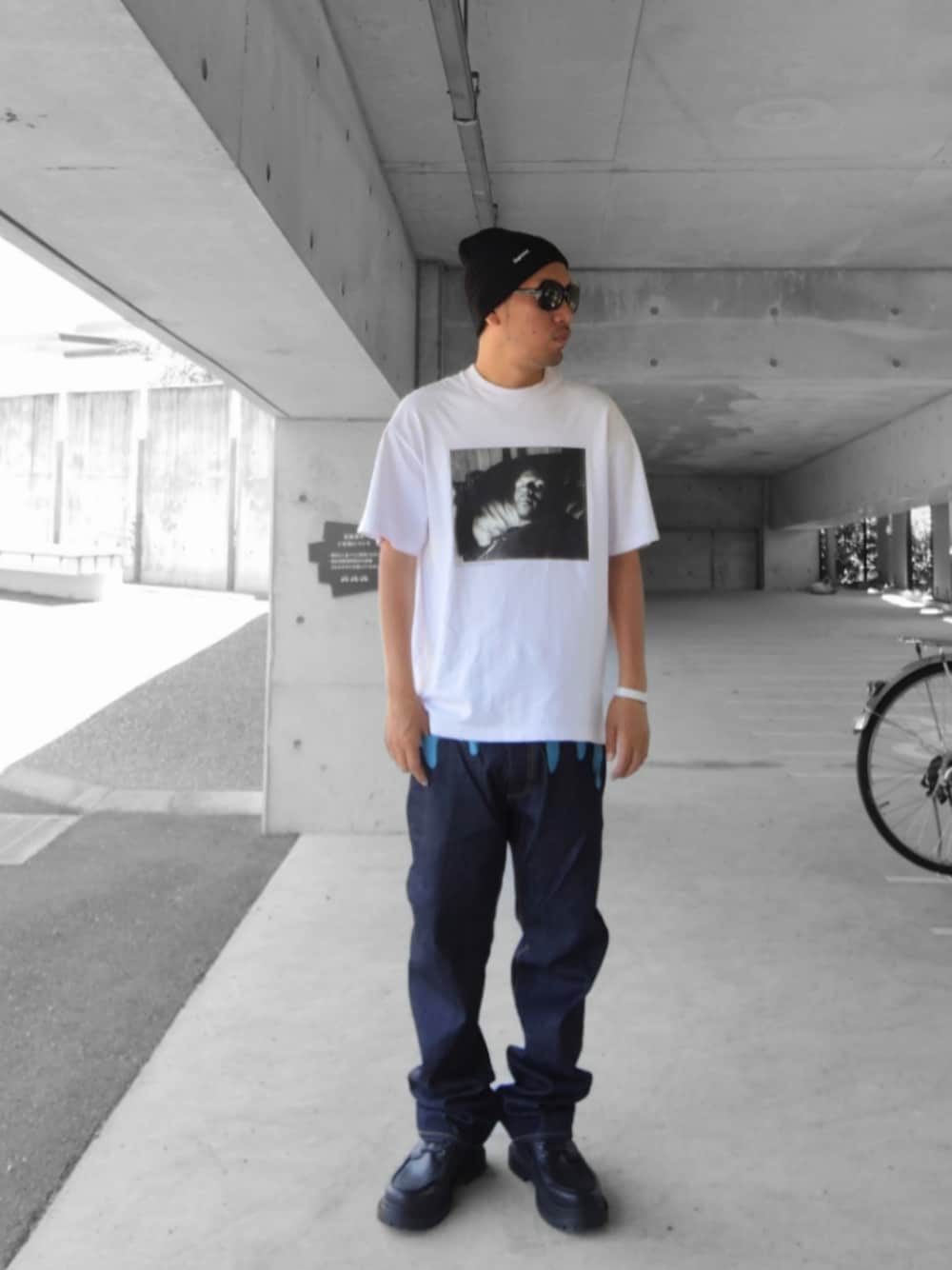 「ストリート、nitraid、expansion、CHI MODU、コラボTシャツ、icecream、デニム、デッキシューズ、supreme、ビーニー、UG、GU、サングラス、マイクタイソン、夏ルックで気分アップ」｜「Supreme のアイテム（ニットキャップ/ビーニー、ブラック系）」を使った、hasshi(ハッシー)さん（骨格ナチュラル・メンズ・172cm）の夏コーディネートの1枚目の写真