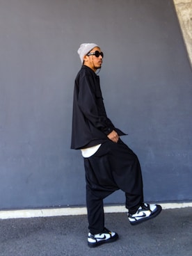 BLACK COMME des GARCONSのアイテムを使った「サルエルパンツ」の人気