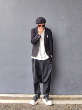 BLACK COMME des GARCONSのアイテムを使った「サルエルパンツ」の人気